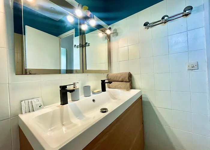 Villa Parenthèse Verte  Jardin - Barbecue - Garage *